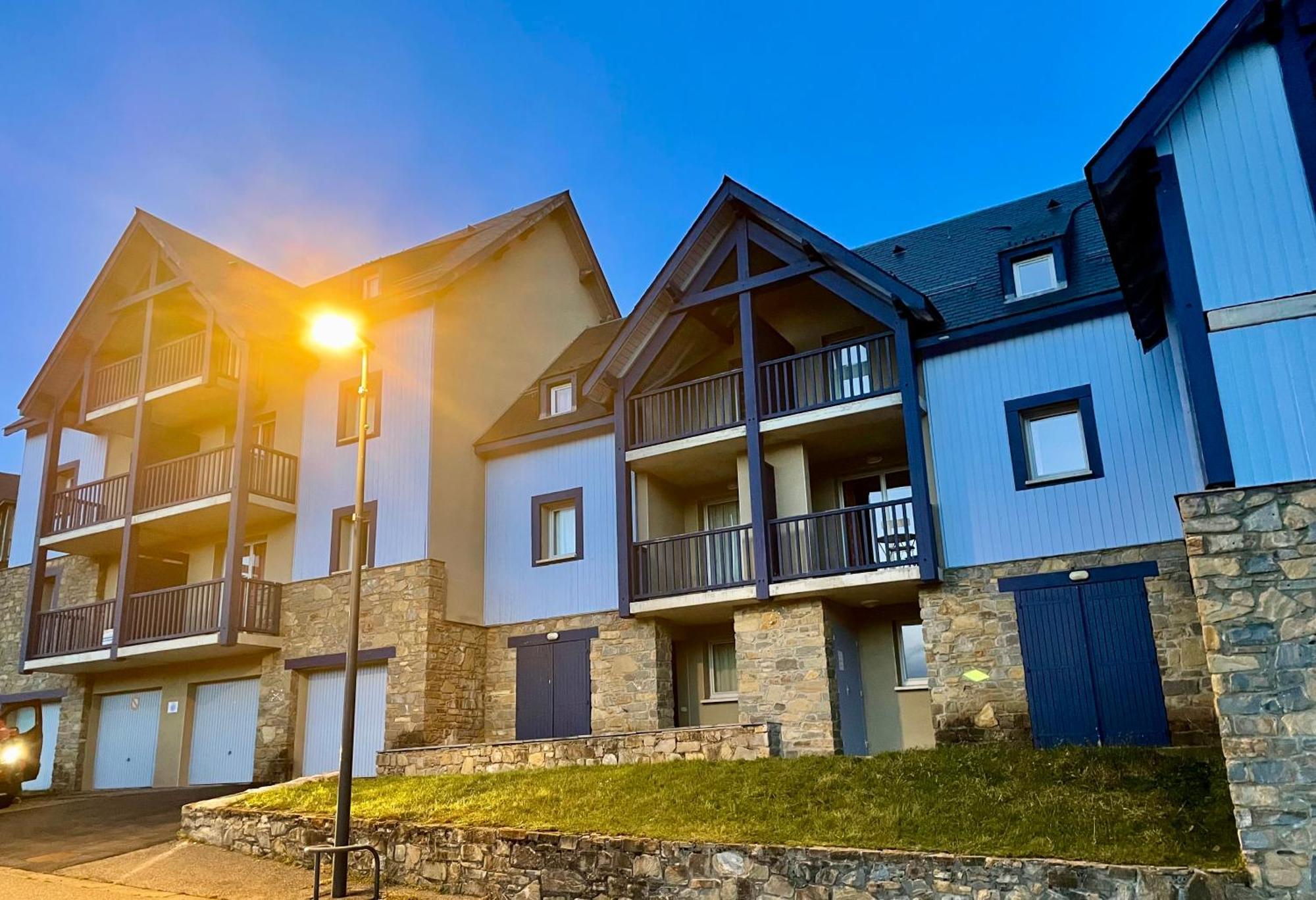 Grand Appartement Peyra'Good Tout Equipe Linge De Lit Et De Toilette Inclus - 8 Couchages - Station Peyragudes - Vue Montagne - 2 Balcons-Terrasses Germ Exterior photo